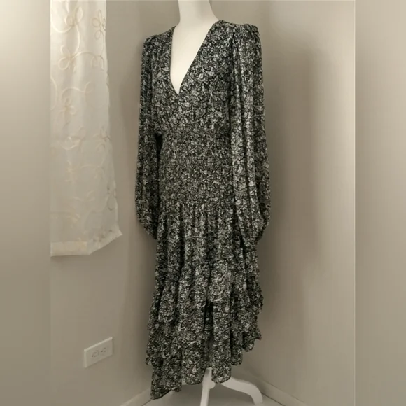 Astr floral ruffle puff sleeve asymmetrical midi dress M - Picture 5 of 11